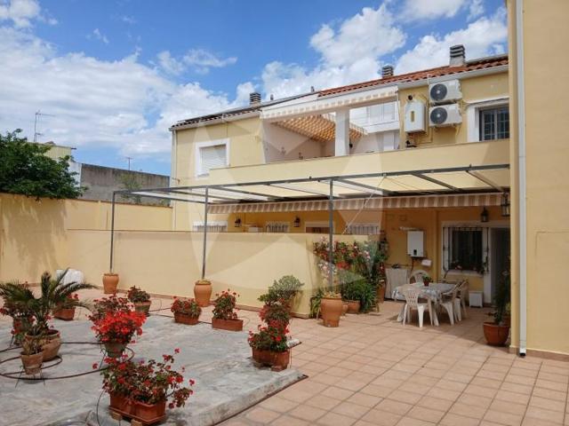 Piso en venta en Badajoz, Barriada de Llera photo 0