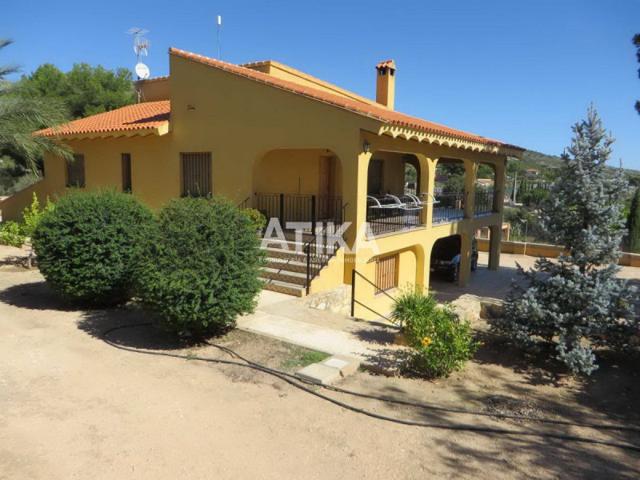 Chalet en venta en Ontinyent, Ontinyent photo 0