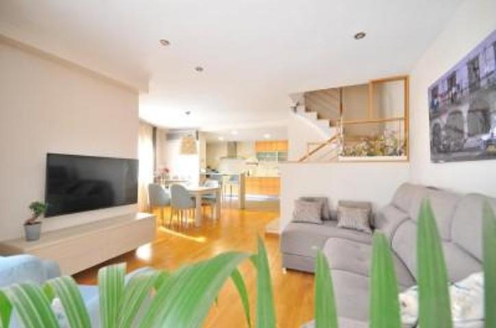 Casa en venta en Malgrat de Mar, CENTRE photo 0