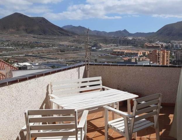Piso en venta en Arona, Los Cristianos photo 0