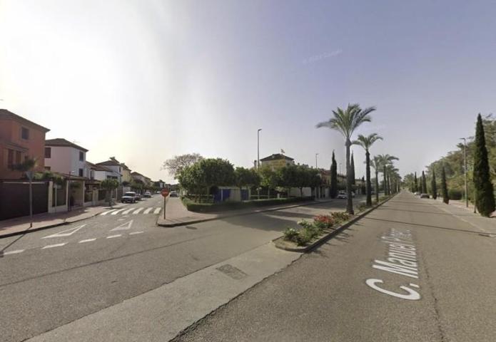 Chalet en venta en Guillena, Guillena photo 0