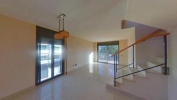 Duplex en venta en Torredembarra, CENTRE photo 0