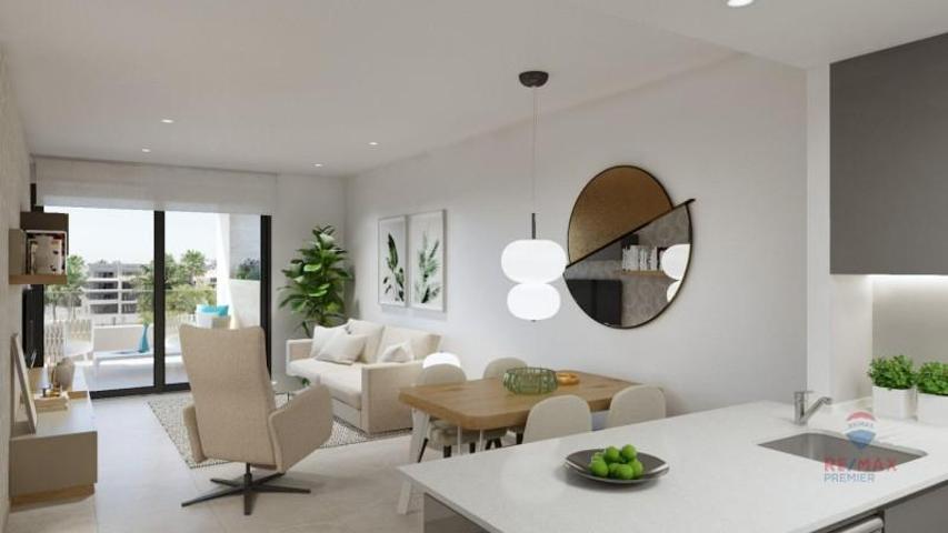 Apartamento en venta en Orihuela Costa, Playa Flamenca photo 0