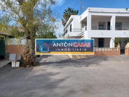 Chalet en venta en Elda, Campo alto photo 0