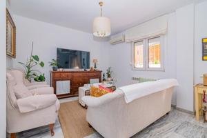 Casa en venta en Jun, Vega de granada zona noroeste photo 0