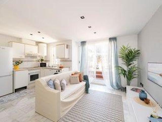 Aticos en venta en Fuengirola, Carvajal photo 0