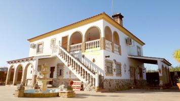 Casa con terreno en venta en Aljaraque, Aljaraque photo 0