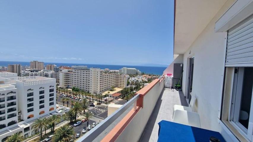 Apartamento en venta en Adeje, Playa de las Americas photo 0