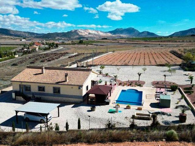 Casa en venta en Hondon de las Nieves, Hondon De Las Nieves photo 0