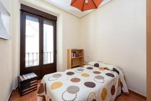 Piso en venta en Granada, Centro photo 0