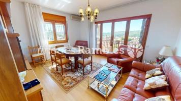 Chalet en venta en Vallbona d'Anoia, Cataluna photo 0