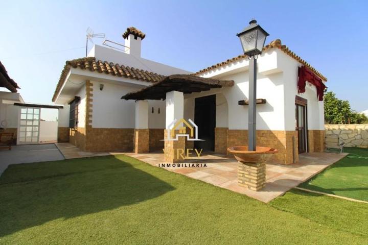Chalet en venta en El Puerto de Santa María, CAMINO VIEJO DE ROTA photo 0