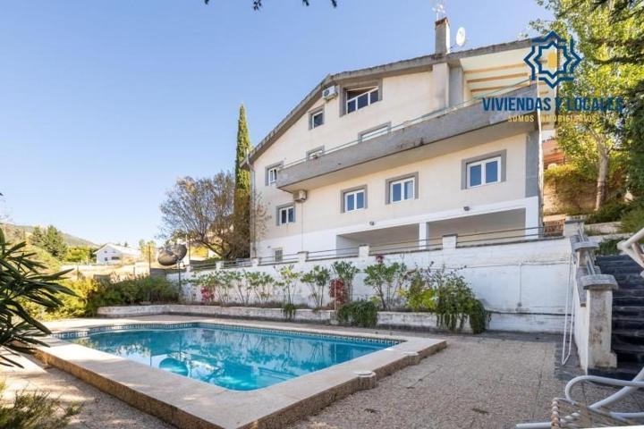 Casa en venta en Zubia, CUMBRES VERDES photo 0