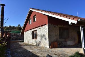 Casa en venta en Alfoz de Bricia, Área de Valdebezana photo 0