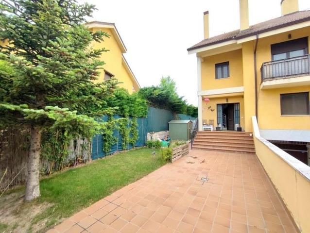 Bungalow en venta en Valladolid, Fuente berrocal photo 0