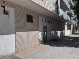 Local comercial en venta en Zaragoza, Parque Venecia photo 0