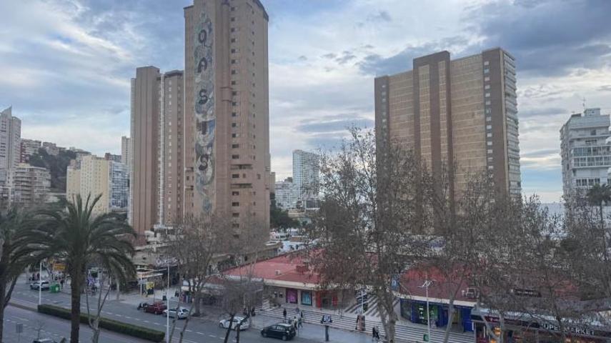 Piso en venta en Benidorm, Levante photo 0