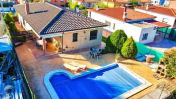 Casa en venta en Caldes de Malavella, Aigues bones photo 0