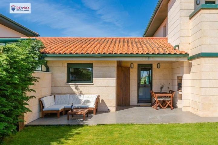 Adosada en venta en Cirueña, Valdezcaray photo 0