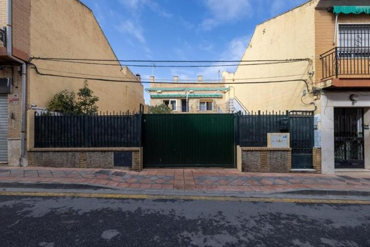 Casa en venta en Armilla, Armilla photo 0