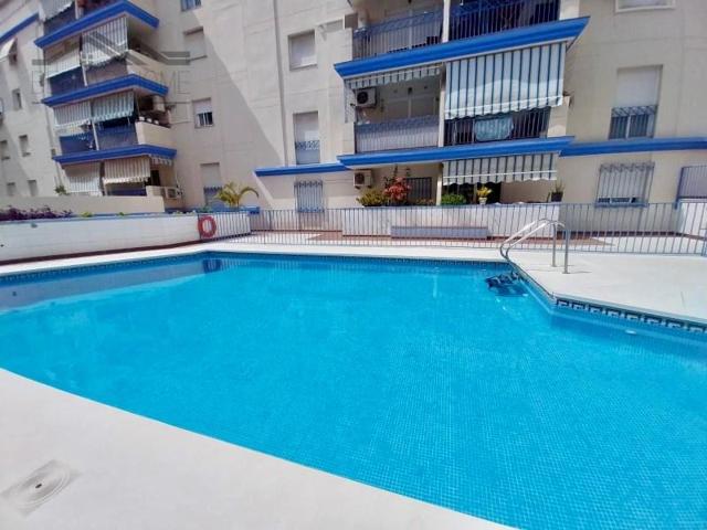 Piso en venta en Estepona photo 0