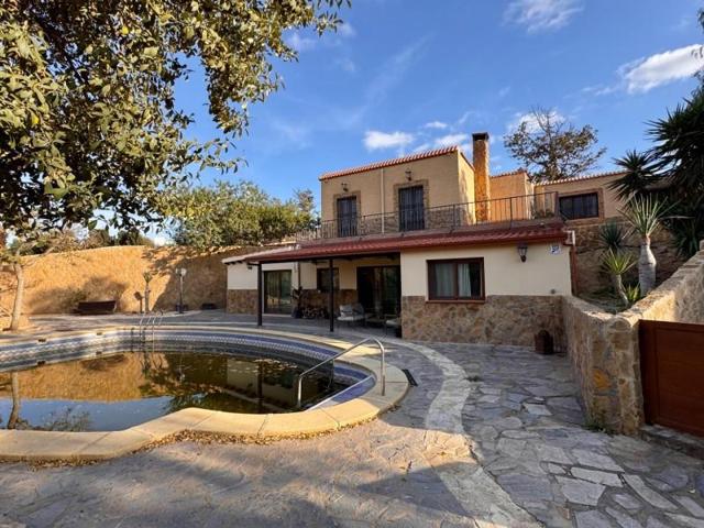 Casa con terreno en venta en Pechina, Club de tenis photo 0