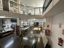 Local comercial en venta en Santa Coloma de Gramenet, Singuerlin photo 0