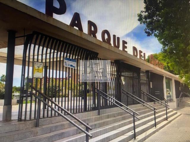 Local comercial en venta en Málaga, Los Guindos-Parque Mediterraneo-Santa Pa photo 0