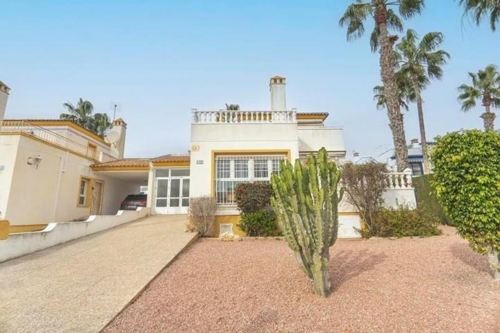 Duplex en venta en Orihuela Costa, Villamartín-Las Filipinas photo 0