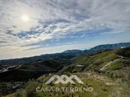 Terreno en venta en Sedella photo 0