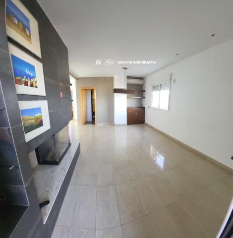 Aticos en venta en San Juan de Aznalfarache, Montelar photo 0