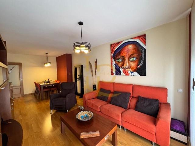 Piso en venta en Rubí photo 0