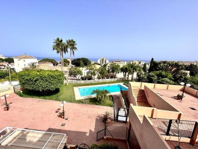 Piso en venta en Torremolinos, Montemar photo 0