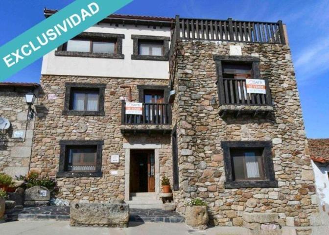 Casa con terreno en venta en Oliva de Plasencia photo 0