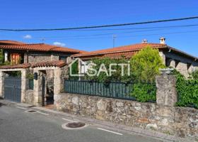 Casa en venta en Acebo photo 0