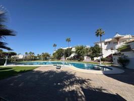 Apartamento en venta en Chiclana de la Frontera, Novo sancti petri photo 0