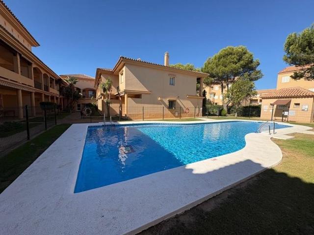 Apartamento en venta en Chiclana de la Frontera, Novo sancti petri photo 0