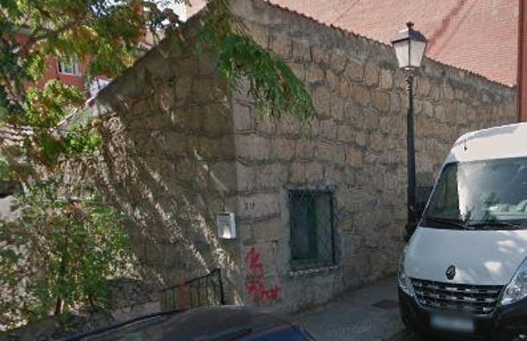 Edificio en venta en Manzanares el Real, Calle de la Cuesta, 28410 photo 0