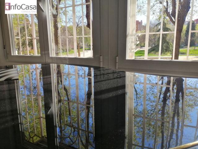 Piso en venta en Madrid, Marroquina photo 0