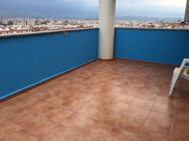Aticos en venta en Valencia, Sant Marcellí photo 0