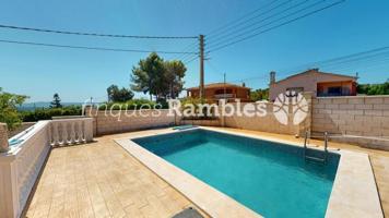 Chalet en venta en Cabrera d'Anoia, Urb el castillo de cabrera photo 0