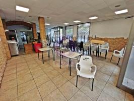 Local comercial en venta en Palamós photo 0