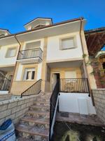 Adosada en venta en Valle de Mena, Northern spain photo 0