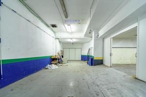 Local comercial en venta en Mislata, Los Juzgados photo 0