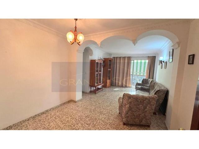 Piso en venta en Estepona, Zona Calvario photo 0