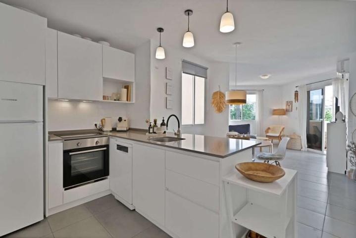 Apartamento en venta en Mijas Costa, Riviera Del Sol photo 0