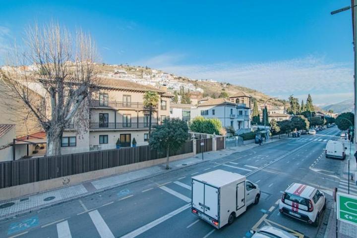 Piso en venta en Granada, Carretera de la sierra photo 0
