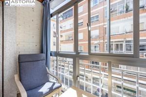 Piso en venta en Granada, Pajaritos photo 0