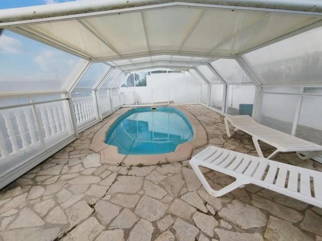 Chalet en venta en Palafolls, Mas Carbó photo 0