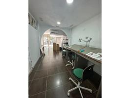 Local comercial en venta en Barcelona photo 0